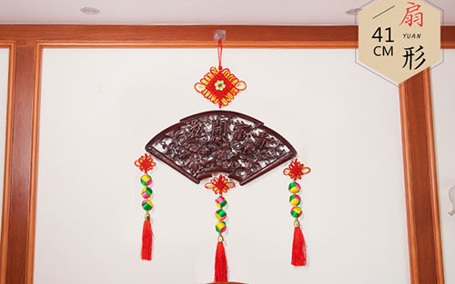 顺德中国结挂件实木客厅玄关壁挂装饰品种类大全